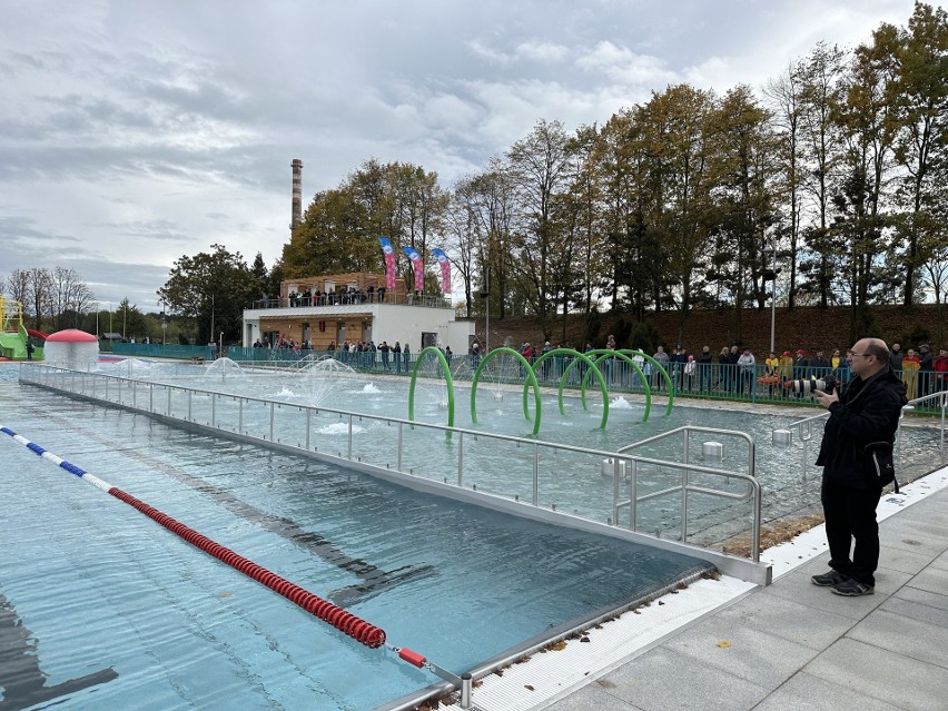 Dzień otwarty basenu w Żorach-Roju rozpoczęło uroczyste...