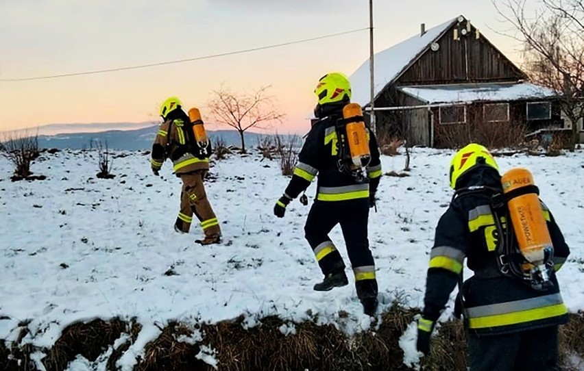 Lipowe. Zamieszanie z karetką, która nie mogła zabrać poparzonego. Rzecznik tłumaczy 