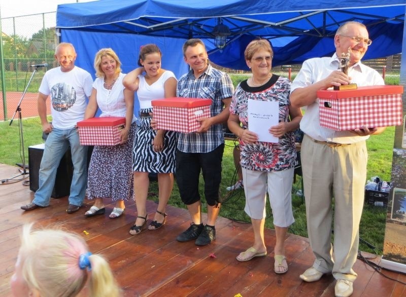 - Zwycięzcami konkursu  Czar Par zostali państwo Elżbieta i...