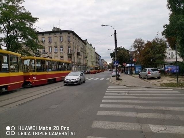 Stały tramwaje na ulicy Przybyszewskiego! ZDJĘCIA