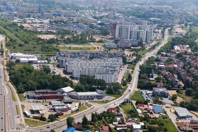 Podział na osiedle. Sprawdź, na jakim osiedlu leży Twoja ulica. Możesz się zdziwić. Zobacz, spis białostockich ulic i osiedli. Podział na osiedla [LISTA]. W Białymstoku jest aż 28 osiedli. Czy znacie każde z nich?