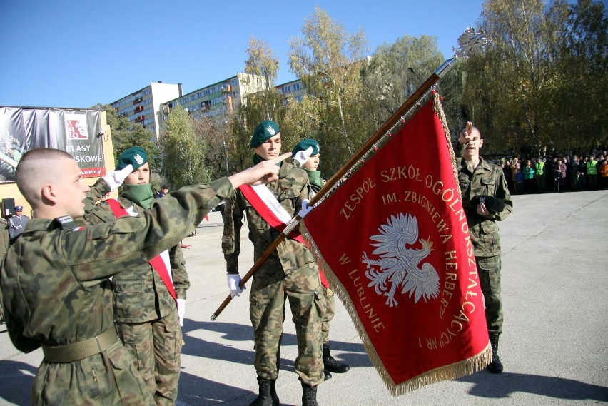 Przyszli żołnierze z XIV LO w Lublinie zainaugurowali nowy rok (ZDJĘCIA)