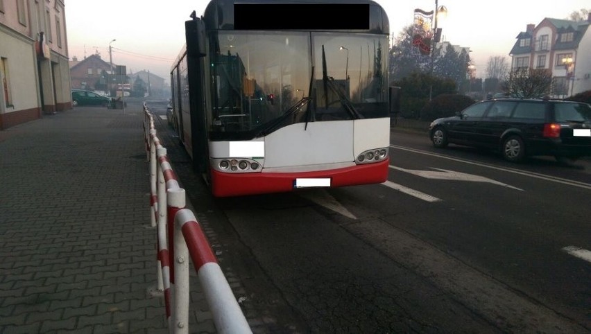 Rydułtowy: autobus potrącił 58-latka na pasach przy ulicy...