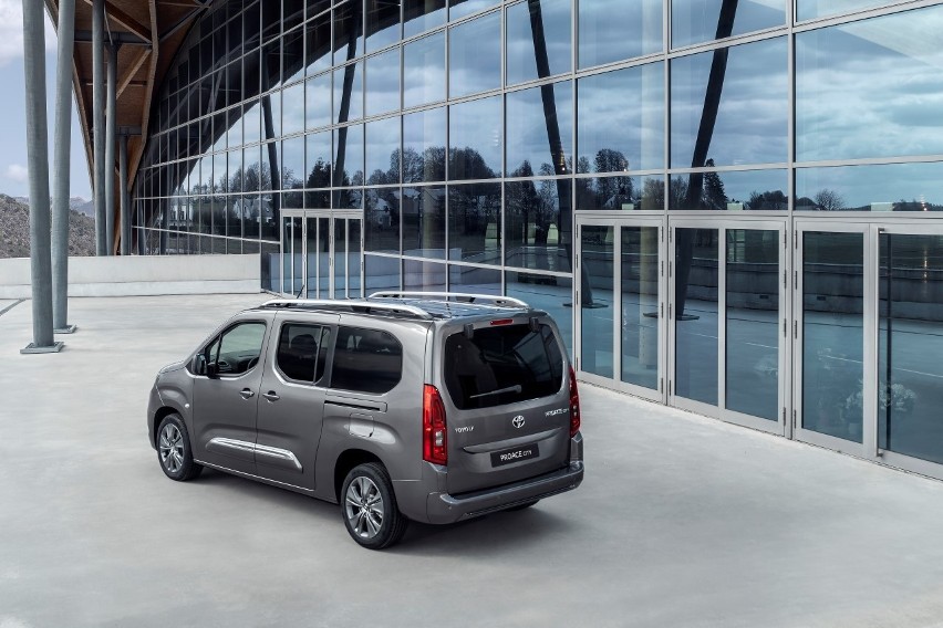 Toyota Proace City...