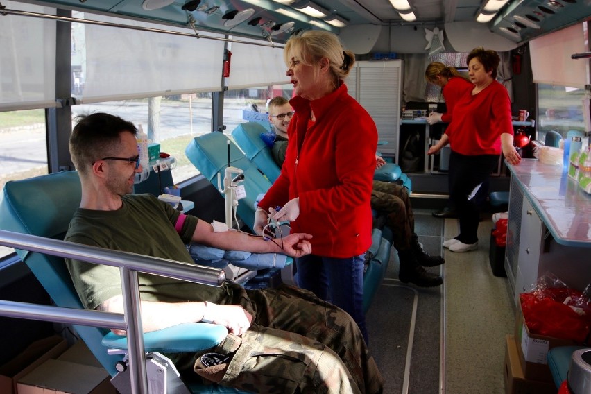 Zachodniopomorscy terytorialsi chcą pomóc i oddają krew