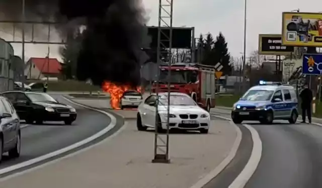 Pożar auta w Białymstoku