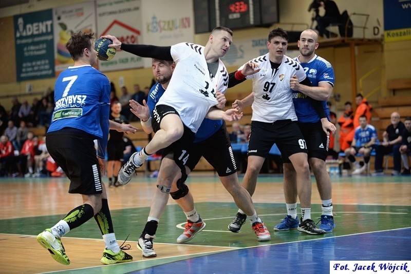 I liga: Gwardia Koszalin - AZS UW Warszawa 18:25 [ZDJĘCIA]