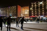 Gdzie na łyżwy w Krakowie? Lodowiska i tory curlingowe w mieście zima 2023/2024 [LISTA, CENNIKI]