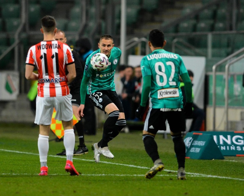 Lider znacznie lepszy od wicelidera. Legia pokonała Cracovię na własnym stadionie [GALERIA]