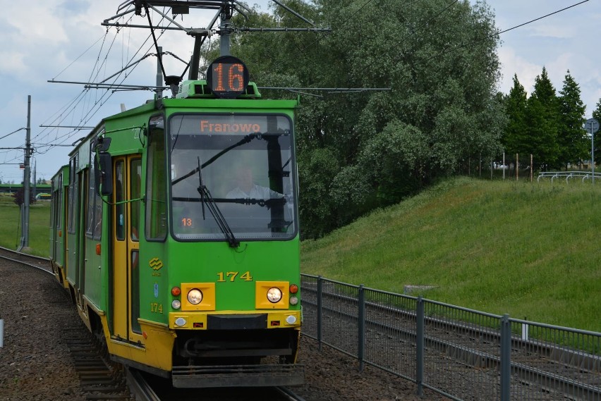 W latach 80. poznańskie MPK otrzymało ponad 100 tramwajów....