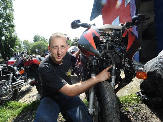 Grzegorz Bilewicz: - Motocykl po zderzeniu z autem często nadaje się tylko na części.