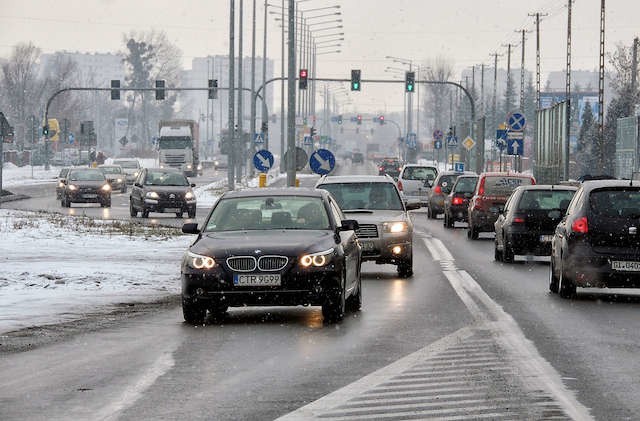 Dwa pasy ruchu w obie strony pozwolą rozładować korki, które tworzą się na ulicy Olsztyńskiej w Toruniu