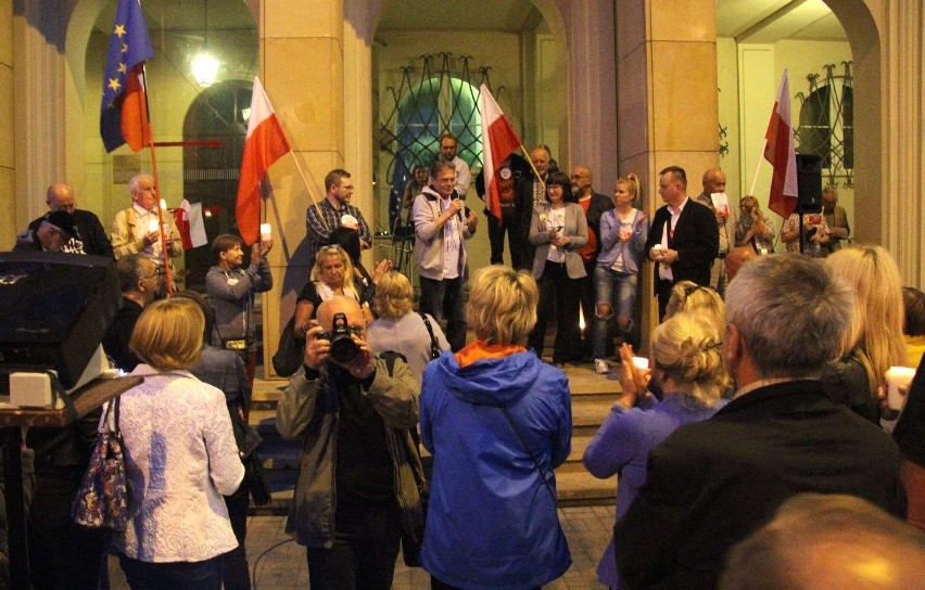  Kolejny protest przed sądem w Kielcach. Było około 300 osób