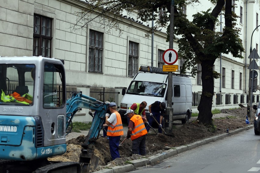 Chodnik przy ul. Rajskiej zostanie wyremontowany za ok. 200...