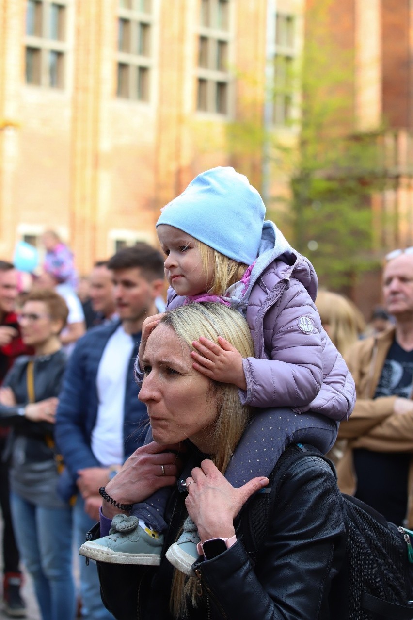 Majówka 2022. Koncert toruńskiego zespołu Mała Rewia!