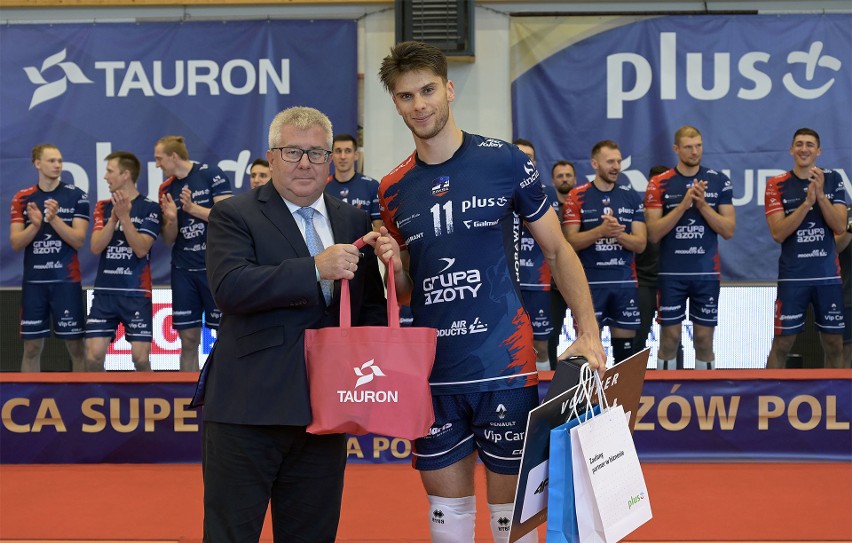 W decydującym meczu Grupa Azoty ZAKSA Kędzierzyn-Koźle...