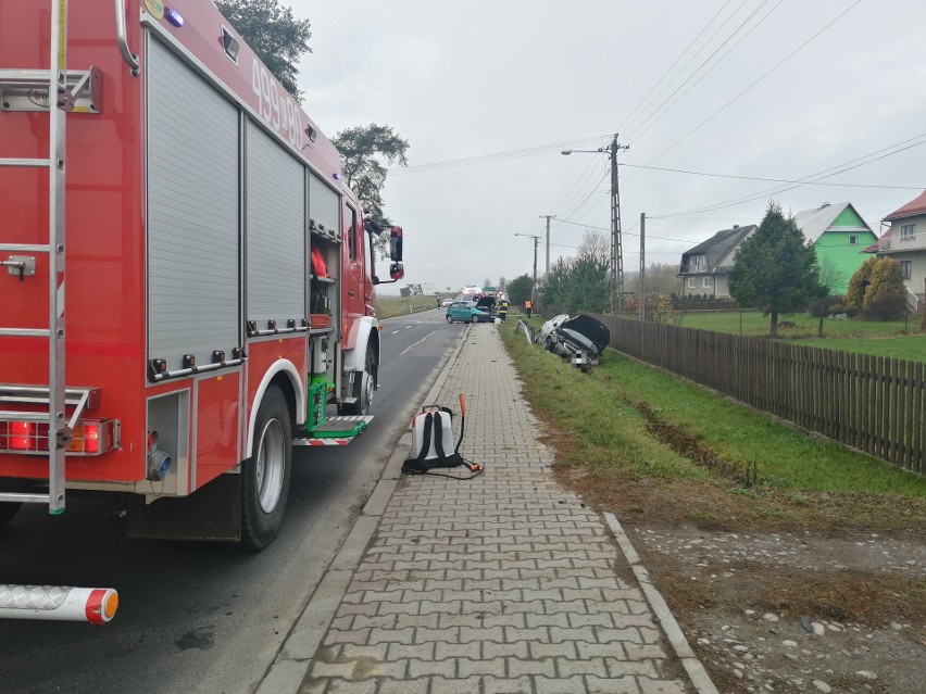 Wypadek dwóch samochodów w okolicach Czarnego Dunajca