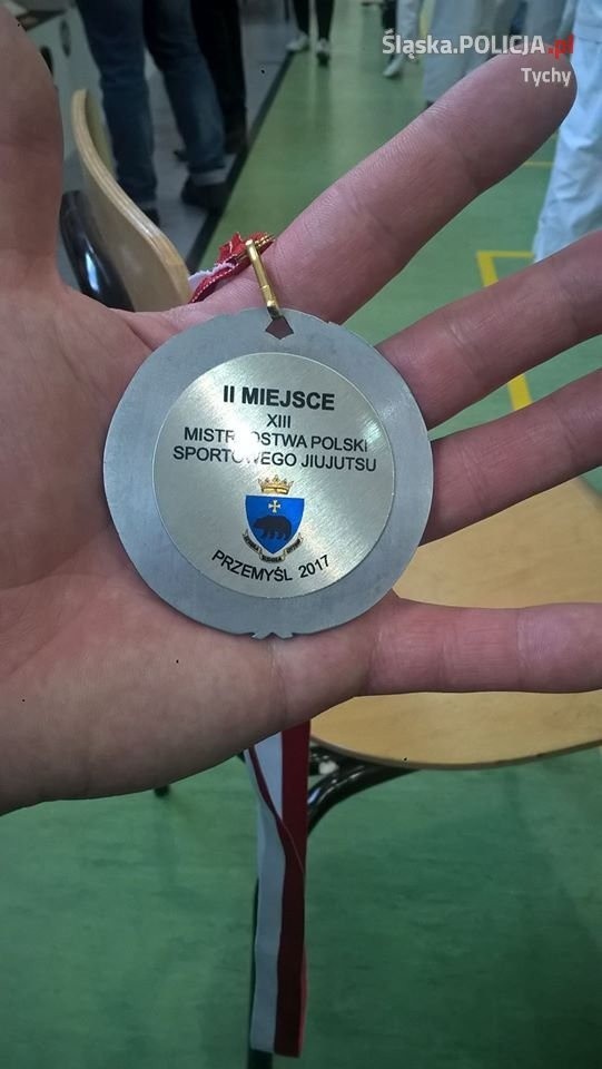 Tyski policjant srebrnym medalistą w XIII Mistrzostwach Polski w Jiujutsu
