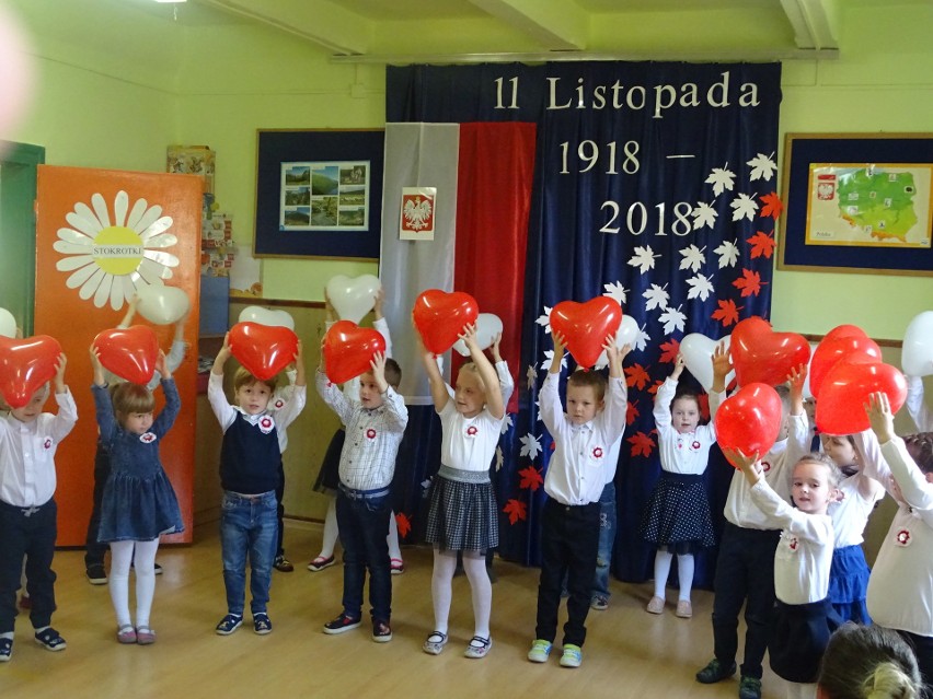 Przedszkolaki z Połańca uczciły 100. rocznicę odzyskania przez Polskę niepodległości [ZDJĘCIA]   