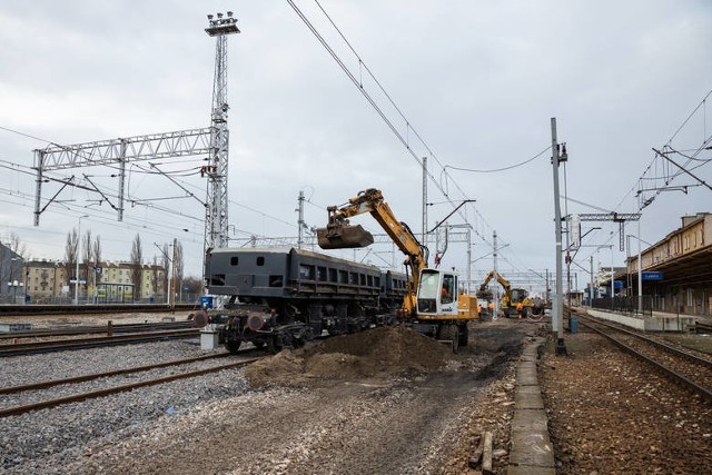 Cały czas trwają prace na linii kolejowej numer 7 łączącej Lublin z Warszawą