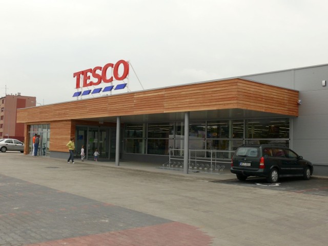 Tesco niemal gotowe na otwarcie.