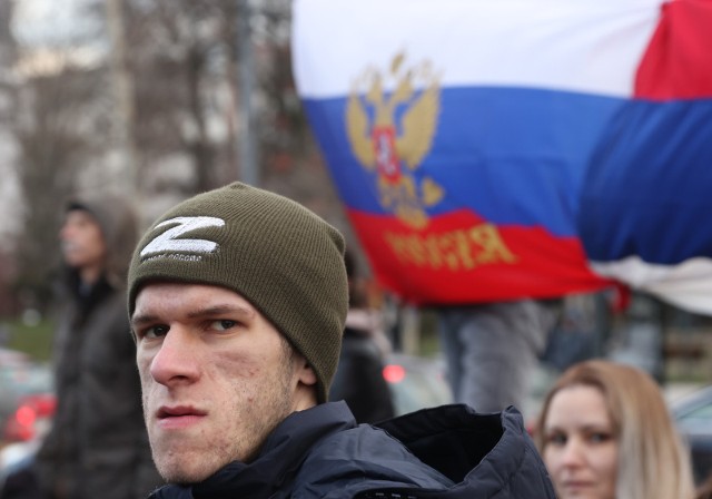 Serbowie łączą nacjonalizm z poparciem dla rosyjskiej inwazji na Ukrainę