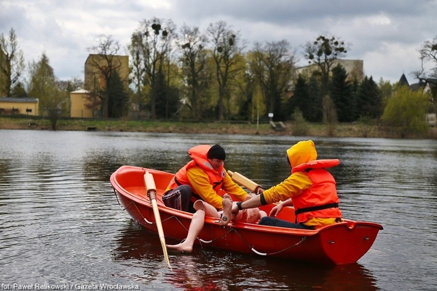 Wrocław: Akcja ratownicza pod ostrzałem na polu walki (FILM, ZDJĘCIA)