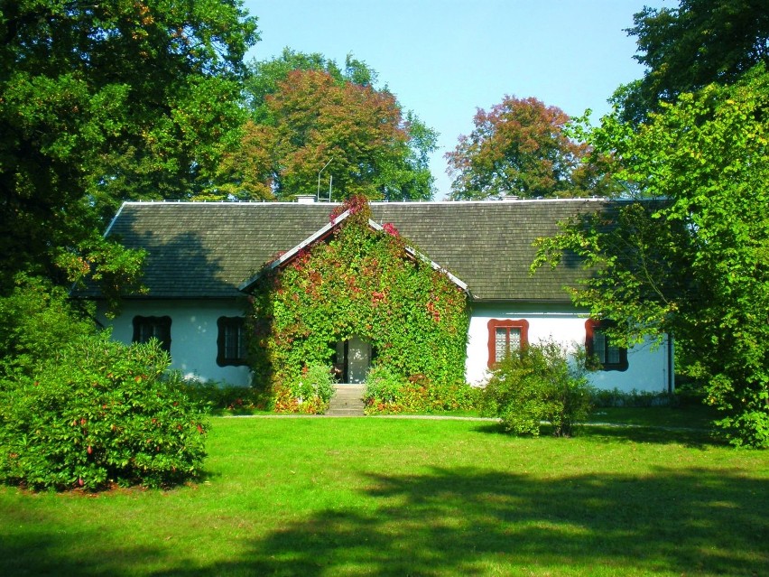 Radłów, Borzęcin (12 km) Dołęga (20 km) Wał-Ruda (25,5 km)...