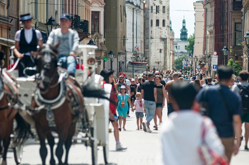 Podatek turystyczny odpowiedzią na kryzys w Krakowie? Gdyby pobierano go w ostatnich latach, miasto zyskałoby prawie 60 mln złotych