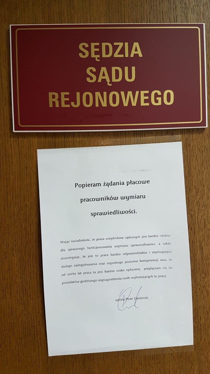 Szczecińscy sędziowie poparli protest urzędników sądowych 