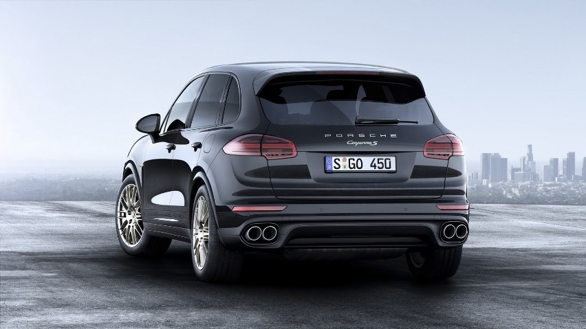 Porsche Cayenne Platinium Edition...