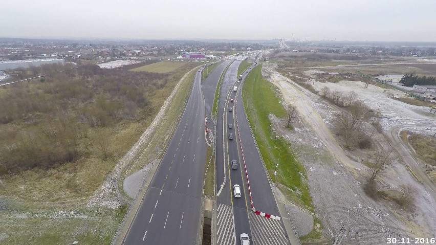 Nowym mostem na Wiśle planowo mamy pojechać w wakacje