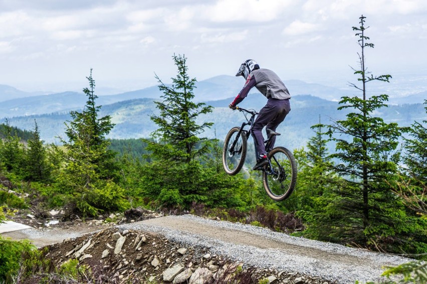 Górskie ścieżki rowerowe Szczyrk Enduro Trails by TREK w...