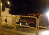 Pożary w Gdańsku [9.01.2018]. Na Łostowickiej palił się samochód, a na Wita Stwosza drzwi w mieszkaniu
