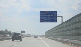 Jak dojechać do autostrady A1 z Częstochowy? Znaków nie ma. Trzeba kierować się na DW 908 na Tarnowskie Góry i zjechać w dzielnicy Dźbów