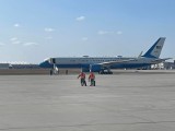 Air Force One z Joe Bidenem wylądował w Jasionce. Samolot prezydenta Andrzeja Dudy miał awarię [RELACJA, ZDJĘCIA]