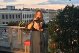 Muzyczne Piątki. W kawiarni Centrum Astoria zaśpiewała Yulia Pecceu (zdjęcia)