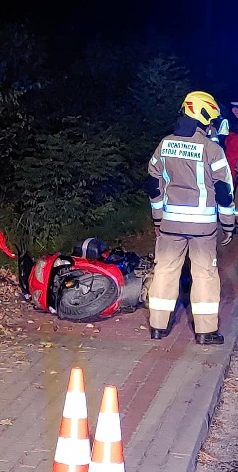 Groźny wypadek w Skopaniu. Ranny 56-letni motocyklista (ZDJĘCIA)