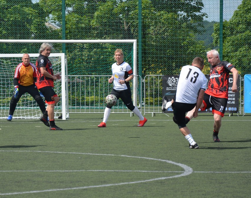 Walking futbol. Druga edycja walking futbolowego turnieju Senior Łódka Cup 2021. Zdjęcia