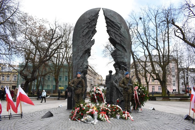 Uroczystości 81. rocznicy przemianowania Związku Walki Zbrojnej w Armię Krajową w Kielcach. Więcej na kolejnych zdjęciach