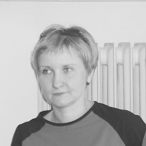 Katarzyna Sztop-Rutkowska, doktor socjologii, absolwentka Uniwersytetu Łódzkiego, jest adiunktem w Instytucie Socjologii Uniwersytetu w Białymstoku.