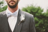 Jaki garnitur na wesele? Projektantka mody podpowiada. Zobacz wideo