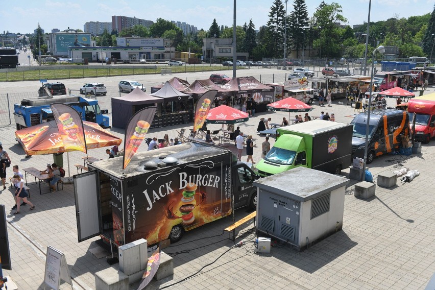 Amatorzy food trucków mogą świętować, ponieważ do Poznania...