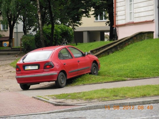 Parkowanie przy ul. Liniarskiego