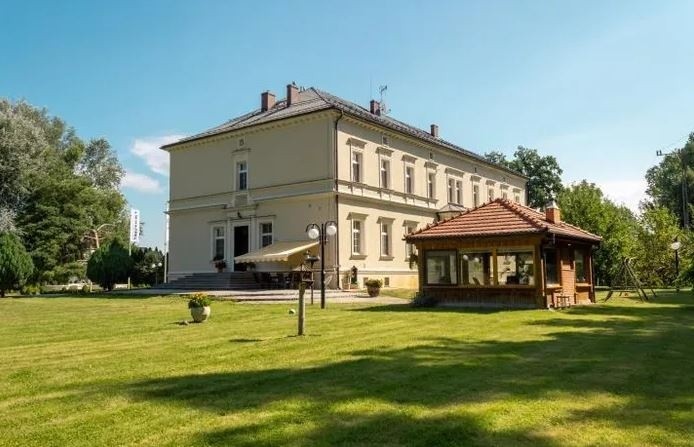 Najdroższy pałac na wynajem w Polsce znajduje się w Kamieniu...