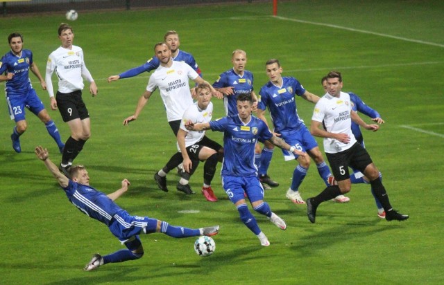 Puszcza Niepołomice - Miedź Legnica 0:1 (0:0)