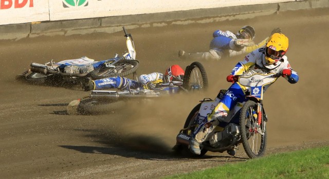 Za nami czwarta kolejka spotkań PGE Speedway Ekstraligi. Wybraliśmy najgorszą drużynę z czterech spotkań. Znaleźli się w niej żużlowcy Get Well Toruń, MrGarden GKM Grudziądz, Unii Tarnów, Betardu Wrocław i Falubazu Zielona Góra. Sprawdźcie kto znalazł się w anty-zespole 4. kolejki PGE Ekstraligi.