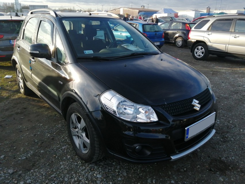 3. Suzuki SX4. Silnik 2,0 diesel, rok produkcji 2012, cena...