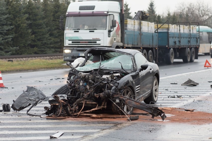 Wypadek na ul. Warszawskiej w Rzeszowie [ZDJĘCIA]