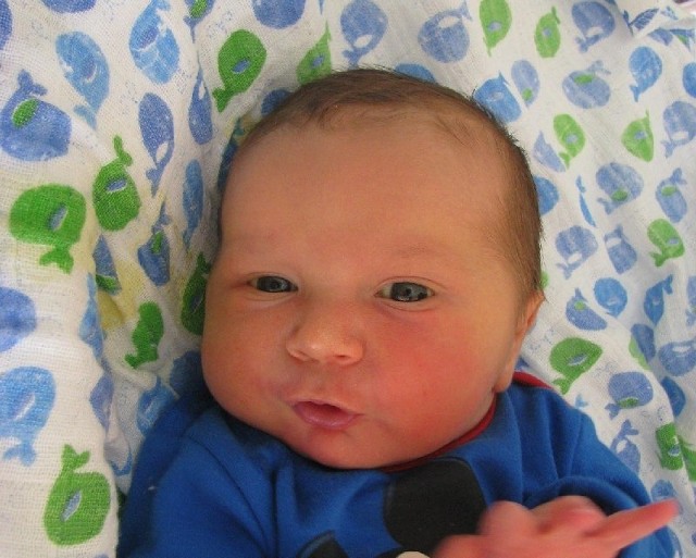 Filip urodził się 14 maja, ważył 4250 g i mierzył 57 cm. To pierwsze dziecko Ewy i Kamila Fabisiaków z Rząśnika.